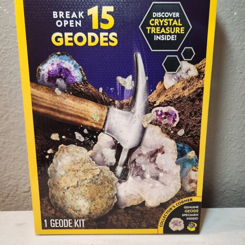 NEW National Geographic Break open 15 Geodes STEM Kit Science Geology Classroom